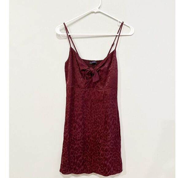 NWT Abercrombie and fitch tie front mini slip dress maroon cheetah - Picture 1 of 3